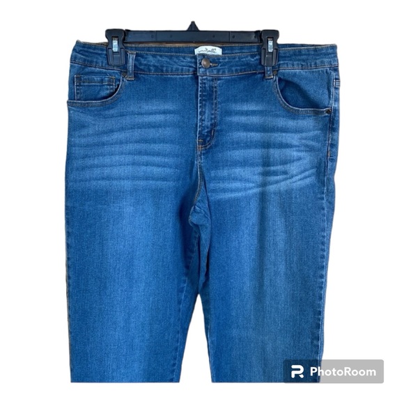 Simply Noelle Jeans Whisker Distressed Design Size 12 - Picture 2 of 7